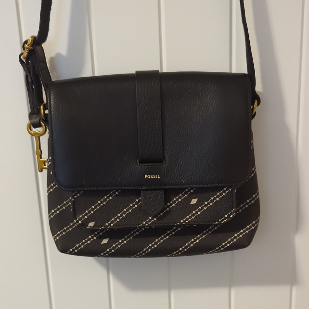 Fossil Black and Gold Crossbody Bag